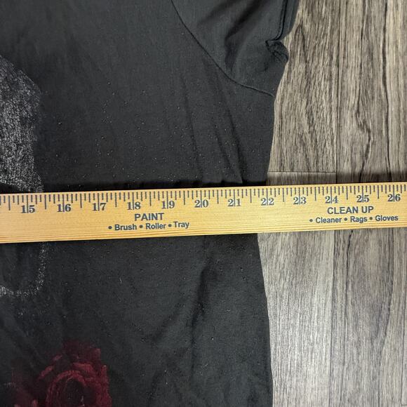 Guns N’ Roses Skull Cutout Band Tee Distressed Rock Shirt Black Grunge Punk - Picture 6 of 6